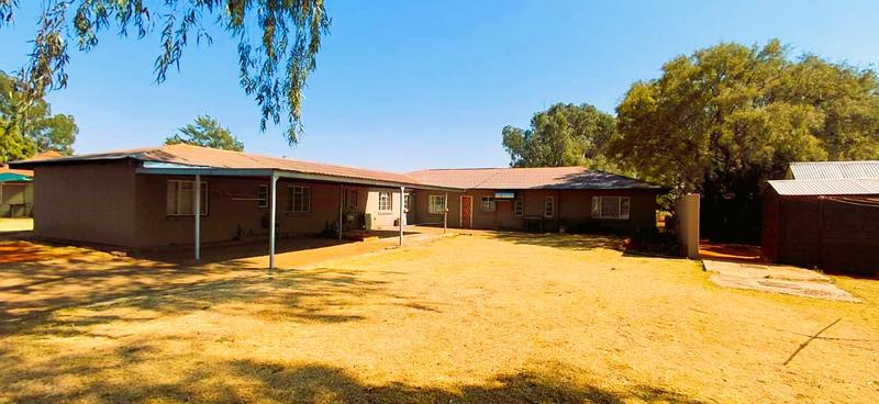 8 Bedroom Property for Sale in Groenvlei Free State